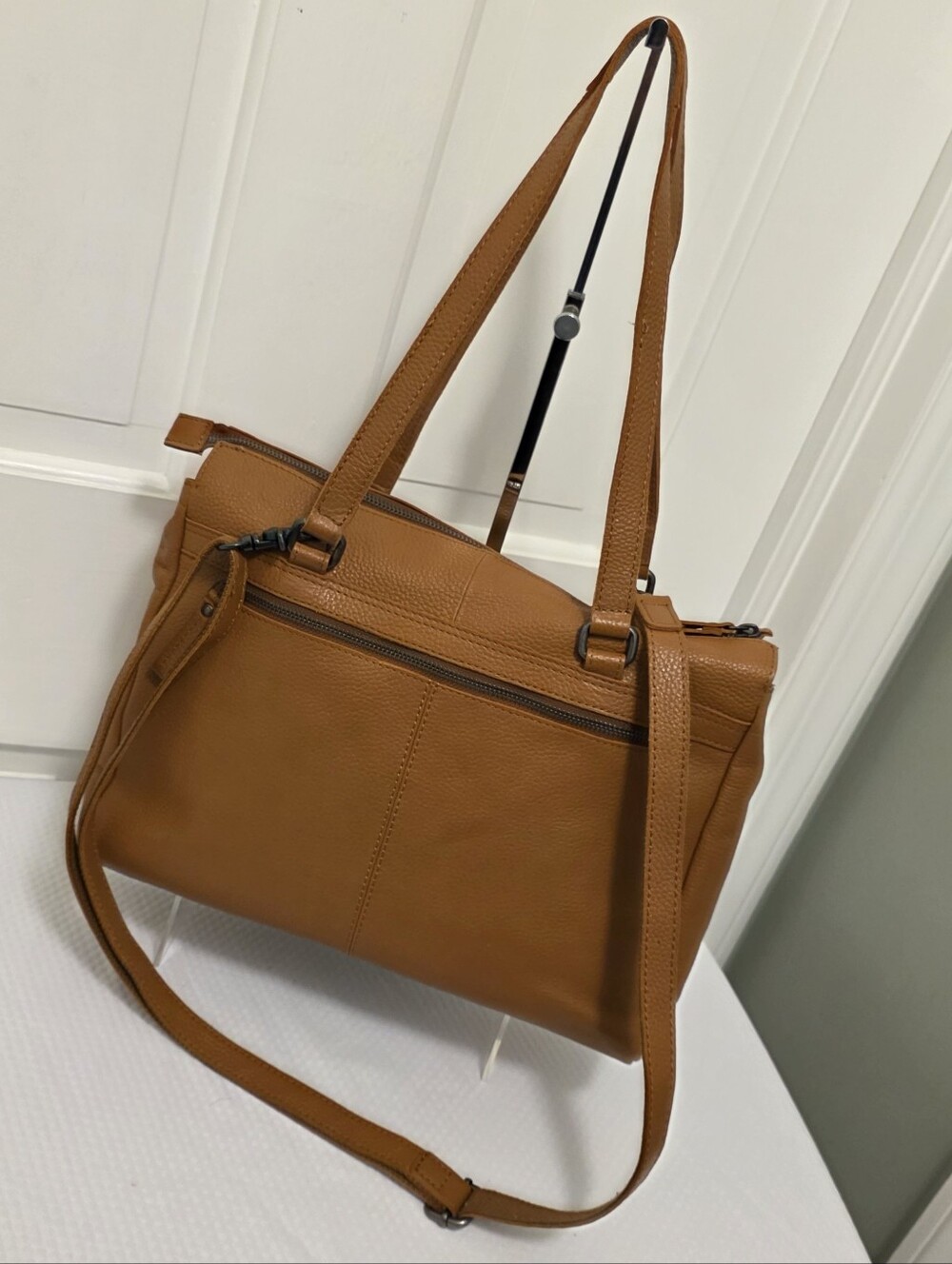Everyday Convertible Shoulder Bag in Tan